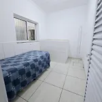 Quarto E Cozinha Semi Mobiliado De Fundo Privado